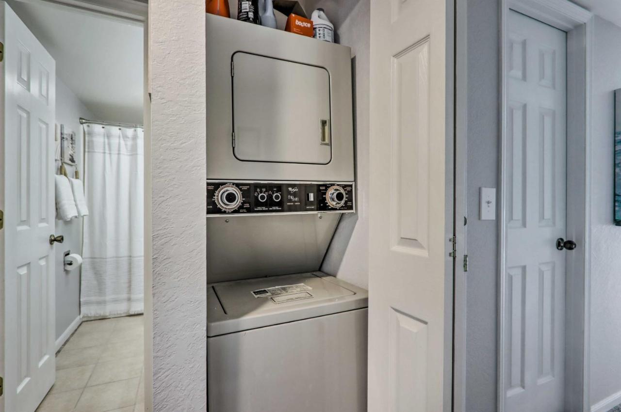 Osage Beach Condo With Pool Access And Lake Views Екстер'єр фото